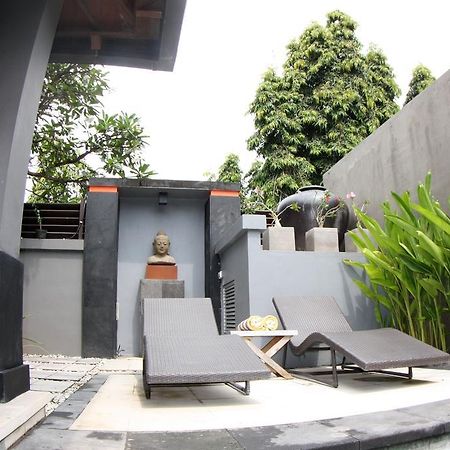 Villa D'Suite Seminyak Extérieur photo